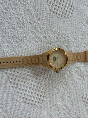 Beige Silicone Sports Smartwatch with Gold-Tone Bezel